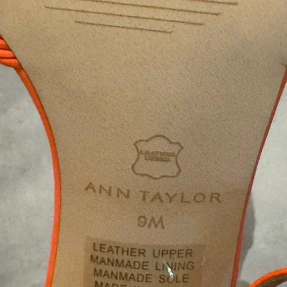 Ann Taylor Orange Heeled Sandals with Knotted Detail - Picture 6 of 6